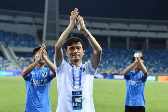 泰国男性同志裸体激情