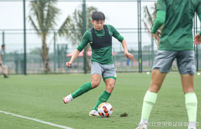 亚洲三级黄色